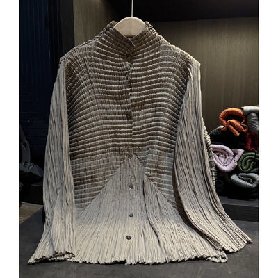 Splicing single breasted cardigan shirt for women in autumn, new style with irregular folds, versatile top