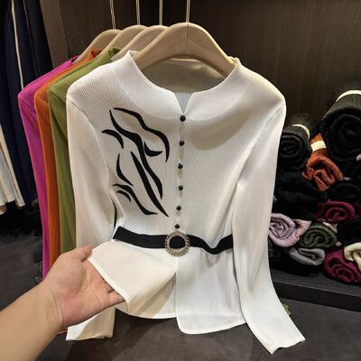 Autumn new European and American fashion printed pleated print V-neck T-shirt with slimming and versatile long sleeved top