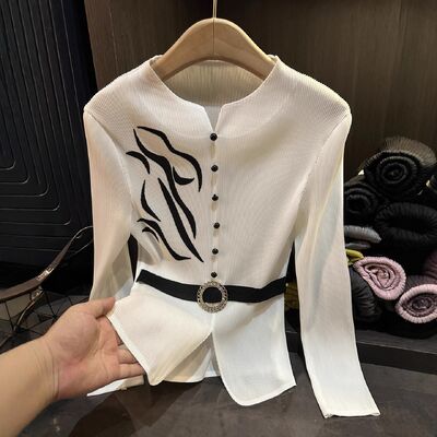 Autumn new European and American fashion printed pleated print V-neck T-shirt with slimming and versatile long sleeved top