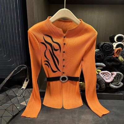 Autumn new European and American fashion printed pleated print V-neck T-shirt with slimming and versatile long sleeved top