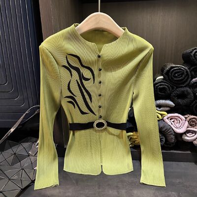 Autumn new European and American fashion printed pleated print V-neck T-shirt with slimming and versatile long sleeved top