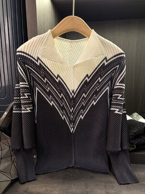 European Station Autumn New Fashion V-Neck Color-Block Print Dragon Scale Ruched Loose Butterfly Sleeve Polyester Knitted