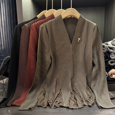 High-end Dragon Scale Pleated V-neck Solid Color Breathable Long Women Autumn Casual Elegant Loose Butterfly Sleeve Polyester