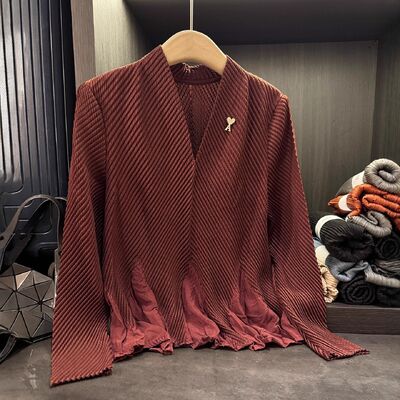 High-end Dragon Scale Pleated V-neck Solid Color Breathable Long Women Autumn Casual Elegant Loose Butterfly Sleeve Polyester