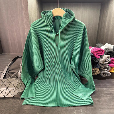 Autumn High-end Temperament, Pleated groove Strip, Pleated Solid Color Hooded Drawstring, Loose Casual Long Sleeved