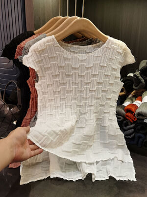 High-End Summer New Design Solid Square Grid Pleated T-Shirt Handmade Slimming Commuting Versatile Casual Top Knitted