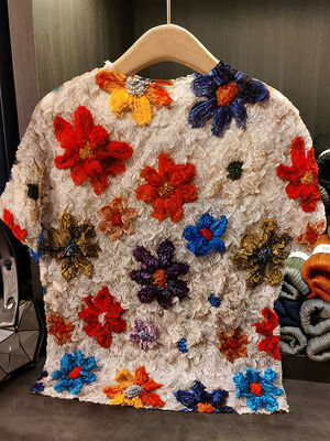 High-End Women's Summer Top Elegant Embroidered Three-Dimensional Floral Stylish Loose Round-Neck Short-Sleeve Polyester Knit