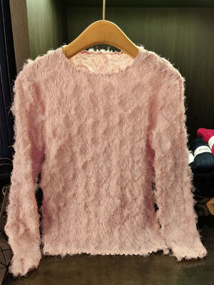 High end pleated solid color round neck long sleeved loose fit, stylish slimming T-shirt top