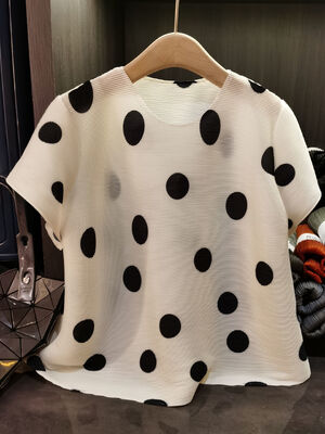 Korean-Style Women's Polka-Dot Neck Short-Sleeved T-Shirt Simple Loose Casual Slimming Top Versatile for Summer Anti-Pilling