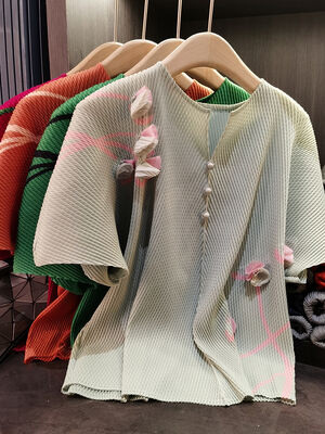 Women's Summer Tops Casual V Neck Bat Sleeves Fish Scale Pleats Pure Color Loose Large Size