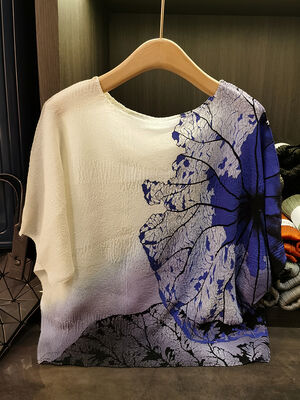 Women's Summer Retro Ink Gradient Printing Round Neck Top Breathable Thin Knitted All-Match T-Shirt New Loose Casual Style