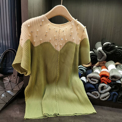 Women's High-End Dragon Scale Pleated Top Spring Summer T-Shirt Contrast Beaded Neck Slimming Casual Short Sleeve Loose Solid