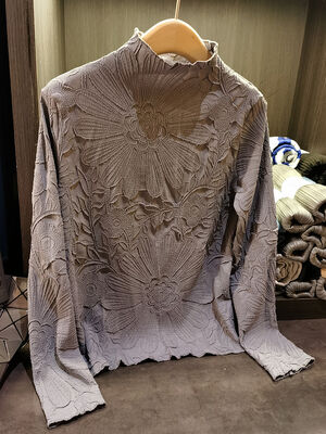 Japanese Pleated Stand Collar Long Sleeve T-shirt Top Printed Pleated Embodying Pleated Process Makes Flower Fashionable