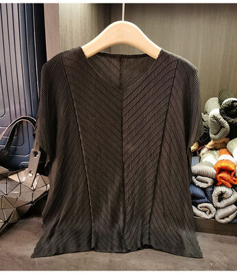 Women's Elegant Stylish New Spring Summer Solid Casual Knitted T-Shirt Short-Sleeved All-Match Loose Slimming Top Thin Pleated