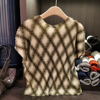 Women's Summer Casual Top Thin Diamond Mesh Printed Short-Sleeved T-Shirt Polyester Slimming Neck Versatile Plaid Pattern