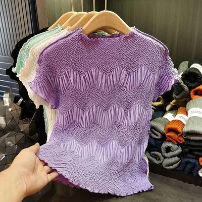 Women's Summer Round Neck T-Shirt Simple Fashionable Retro Pleated Top Comfortable Loose Fit Vintage Casual Style Solid Color