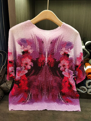 Niche Design Sense Heavy Industry Summer Women's New Neck Bat Sleeve T-shirt Ink Printed Jersey Short Casual Bat Wing Sleeves