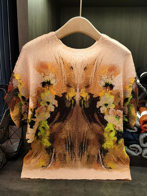 Niche Design Sense Heavy Industry Summer Women's New Neck Bat Sleeve T-shirt Ink Printed Jersey Short Casual Bat Wing Sleeves