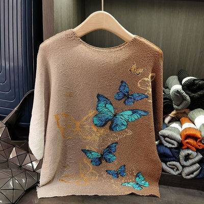 High-End Women's Summer T-Shirt Butterfly Gradient Print New Round Neck Versatile Loose Top Casual Solid Pattern Knitted Fabric