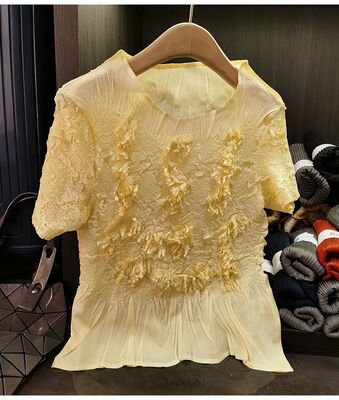 Heavy Industry Handmade Loose-Fitting Summer T-Shirt Piled Flowers Ruffled Crewneck Casual Style Solid Polyester Simple Front