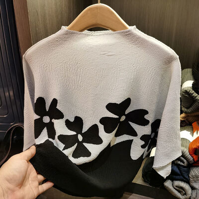 Summer Versatile Top Feminine Style Bat Color Blocked T-Shirt Folded Loose Large Size Breathable Design