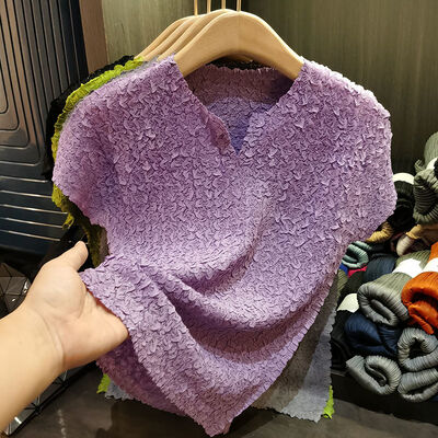 Texture Hand Kneaded Pleated V-neck Top for Women's Summer New Versatile Solid Color Short Sleeved Top