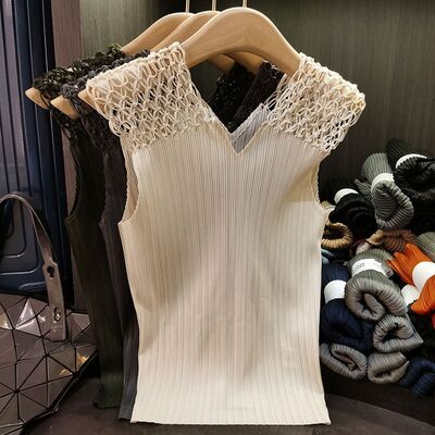 Women's Summer V-Neck Hollow Top Versatile Pleated Sleeveless Vest T-Shirt Solid Color New Style Knitted Fabric Digital