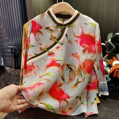 Niche Women's Casual Summer T-Shirt Elegant Versatile Button Pleated Top New Chinese Plus Size Loose Knitted