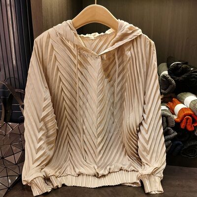 High-End Women's Pullover Top Spring New Casual Loose Plus Size Breathable Long Versatile Pleated Design Hooded