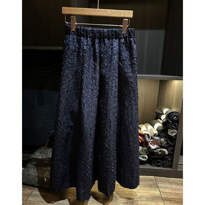 Jacquard pleated solid color midi skirt autumn new style elegant and slimming versatile elastic waist long skirt