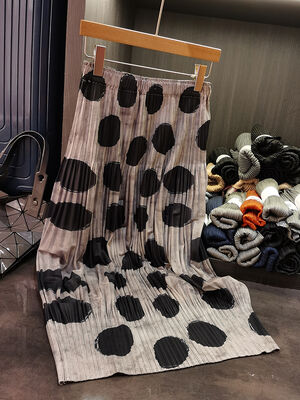 Women's Polisette A-Line Summer Skirt High Waist Printed Slim Velvet Pleated Design Niche Look for Spring and Summer