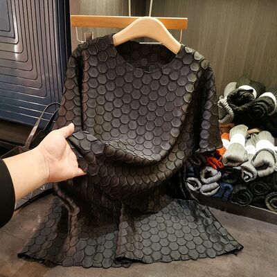 Elegant  Two-Piece Summer Suit Casual Pure Color Short-Sleeved T-Shirt and Elastic Waist Pleated Mid-Length Skirt