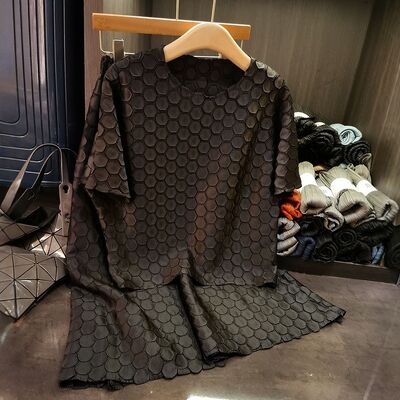 Elegant  Two-Piece Summer Suit Casual Pure Color Short-Sleeved T-Shirt and Elastic Waist Pleated Mid-Length Skirt