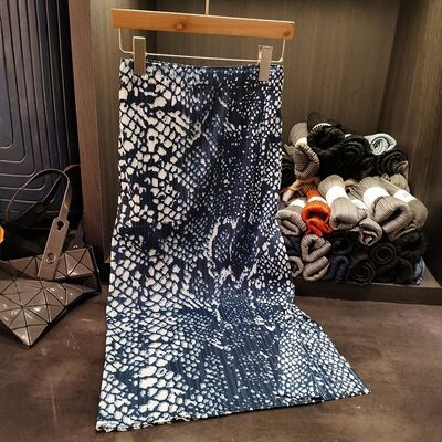 Niche Design Women's Mid-Length Pleated Skirt Retro Fish Scale Print Flap Pocket Pants Elastic Waist Casual