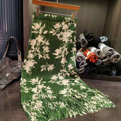 Women's New High-Waisted Chinese Style Floral Printed Midi Skirt Versatile Casual Hip Length Pleated Skirt for Summer