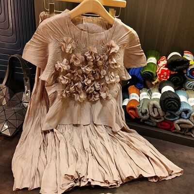 Handmade High-End Floral Two-Piece Set for Women Long Neck Short Sleeve Top Flared Skirt Casual Style for Spring/Summer Fashion