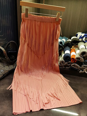 Solid Color Skirt Women 2024 Summer New Multi-layer Elastic Waist Gentle Skirt Casual Pleated Skirt