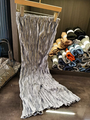 Women's 2025 Spring Fashion Casual Mid-Length Pleated Half Skirt with Elastic Solid Color and Ruffle Decoration