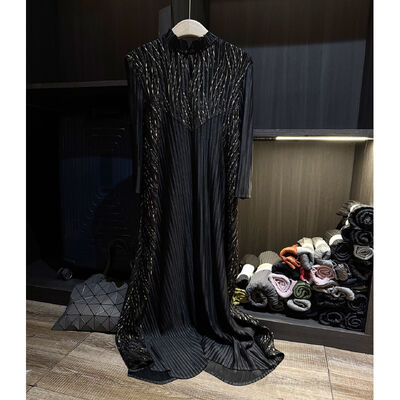 High end women's dress with elegant temperament, pleated gold foil plus plus size women's dress