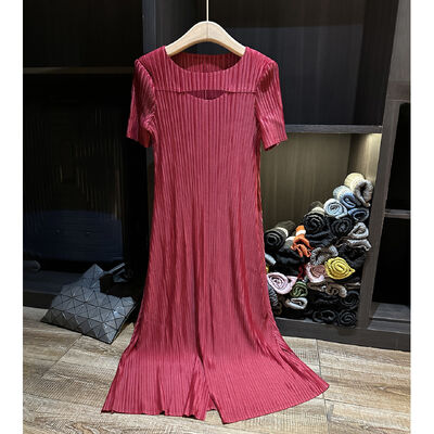 Women's High-End French Style Summer Dress Belly-Covering Long Elegant Pleats Loose Fit Plus-Size Casual Round-Neck Solid
