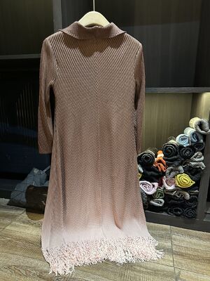 Autumn New Style High-End Dragon Scale Pleated Tassel Dress Plus Size Batwing Sleeve Elegant Floor-Length Casual Style Solid