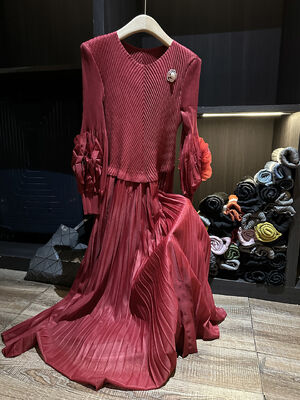 2025 Spring Summer Collection Women's High Waist Slimming Long Midi Skirt Solid Color Pleated A-Line Casual Mid-Length Office