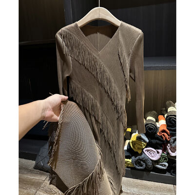 Autumn New High-End Elegant Solid Color V-Neck Ruched Tassel Dress for Women Casual Mid-Length Satin Versatile and Slimming