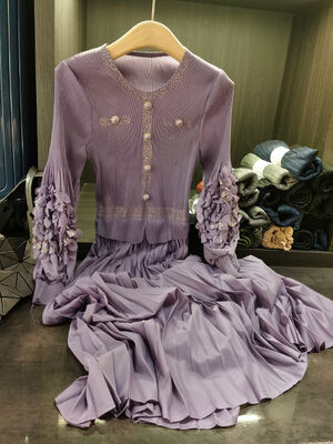 High-End New Autumn Elegant Mid-Length Dress Solid Color Single-Breasted Dress Decorative Pleated Lantern Sleeves Casual