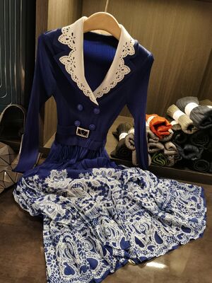 Niche Design Elegant Waist-Cinching Slimming Pleated Skirt Contrasting Print Floor-Length  Two-Piece Patchwork Featuring