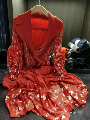 Elegant High-End Women's Dress Floral Gold Stamping Print Ruched Lantern Sleeves Slimming Waist Suit Casual Autumn Office