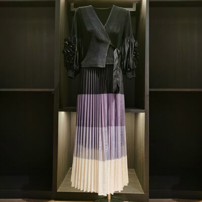 Autumn New High-End Fashion Elegant Satin V-Neck Ruched Tie Fake Two-Piece Dress for Women Casual Anti-Static Color-Block