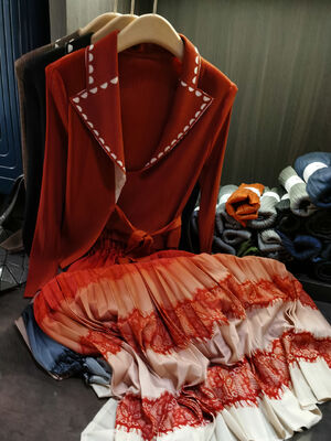 Autumn New Elegant Color-Blocking Printed Pleated Faux Two-Piece Dress Plus Size Casual Chiffon Lace Long Sleeves Suit Collar