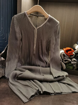 Women's High-End Elegant Pleated Long Dress Gown for Autumn New Gold Stamping Long Sleeve Loose Plus Size Casual Chiffon Solid