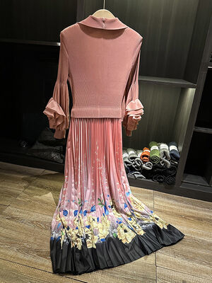 High-End Pleated Plus-Size Floral Printed Long Skirt Elegant French-Style Age-Reducing Dress for Women